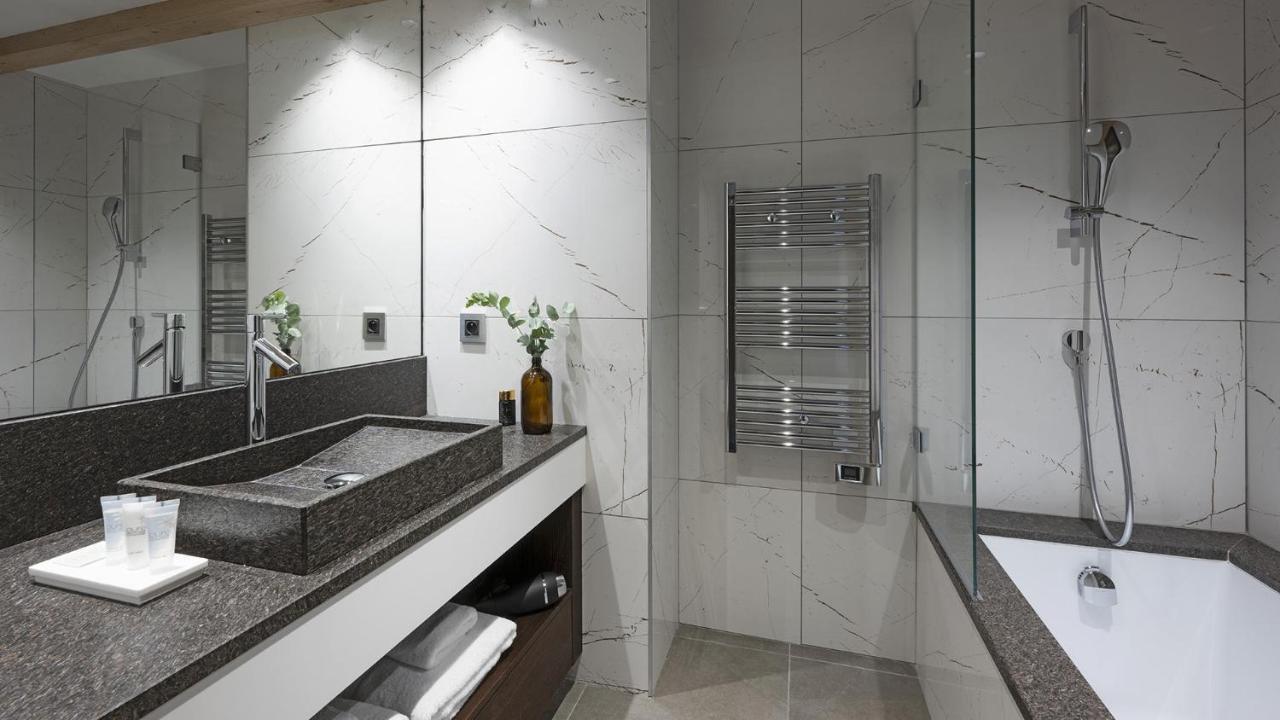 Mgm Hotels & Residences - Residence Alpen Lodge ลาโรซีแยร์ ภายนอก รูปภาพ